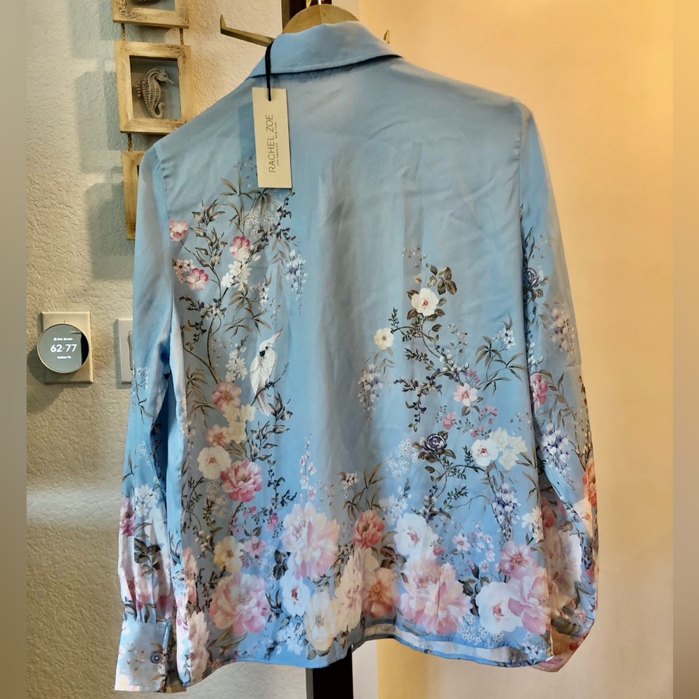 Sale! New RACHEL JOE Light Pastel Blue Floral Satin like Button-Up Blouse - Picture 2 of 6